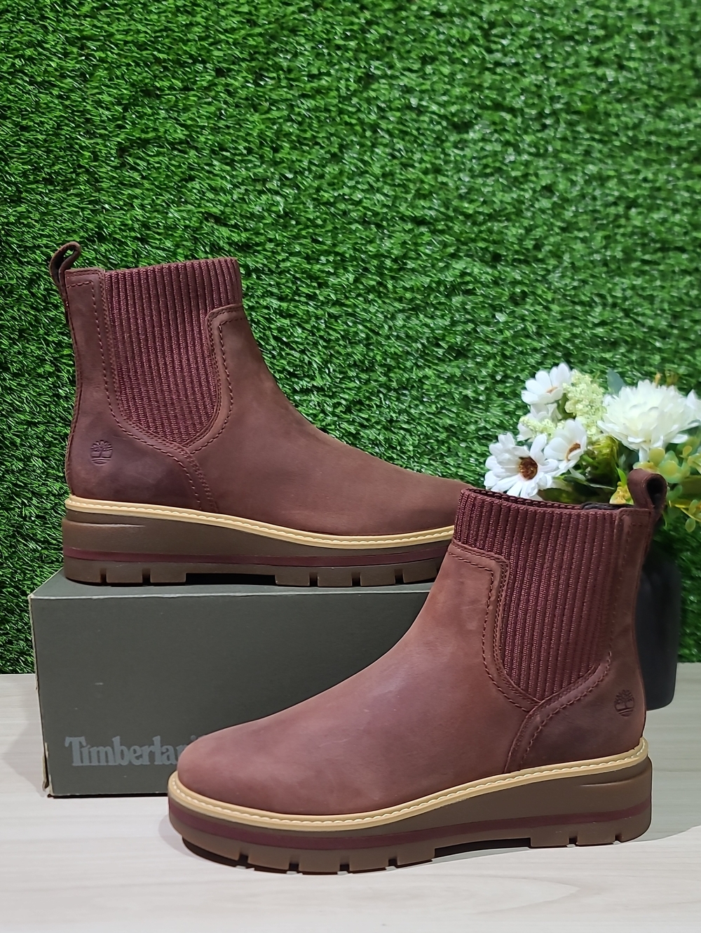 Timberland Cervinia Valley Chelsea Boots / MD Brown Full Grain US Women's 9 NEW